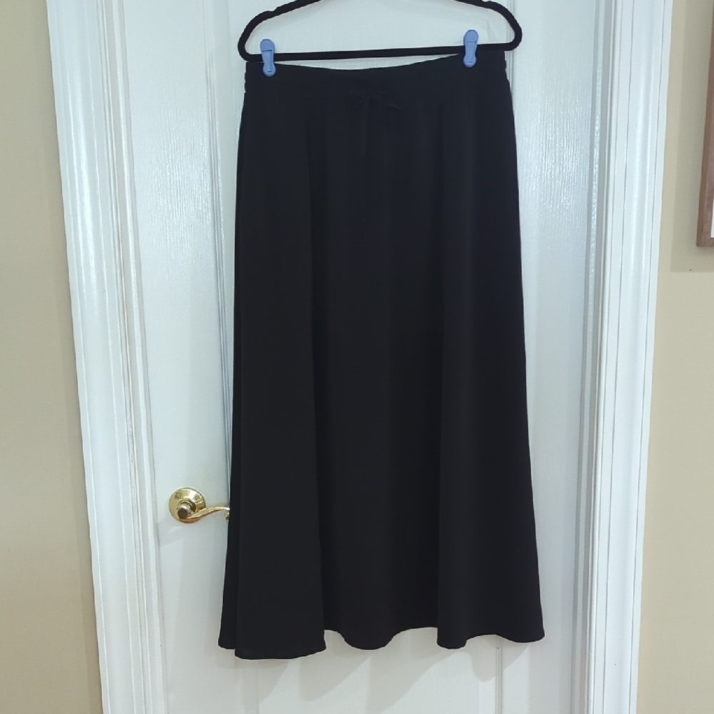 NWOT Black Women's A-Line Maxi Skirt - With Pockets Size 1x